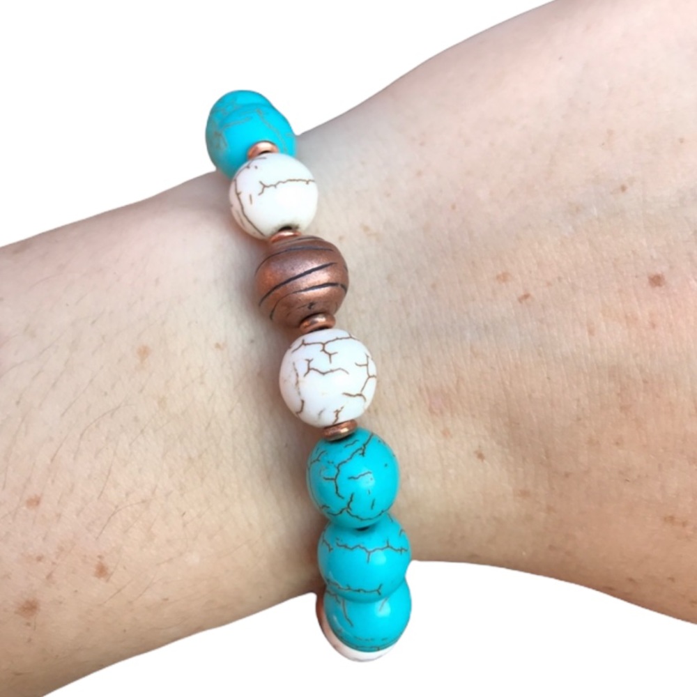 Turquoise Beaded stretch Bracelet